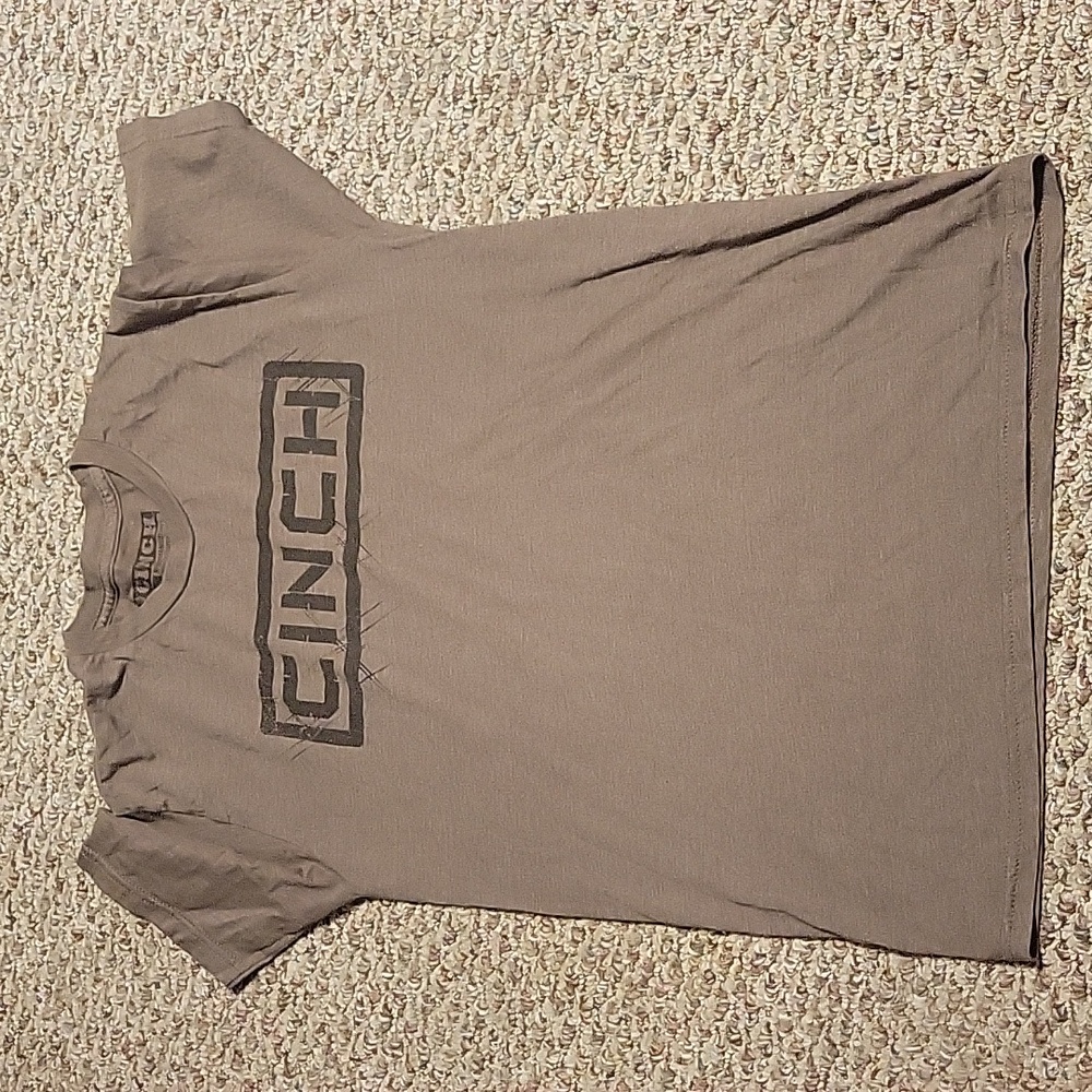Cinch t-shirt